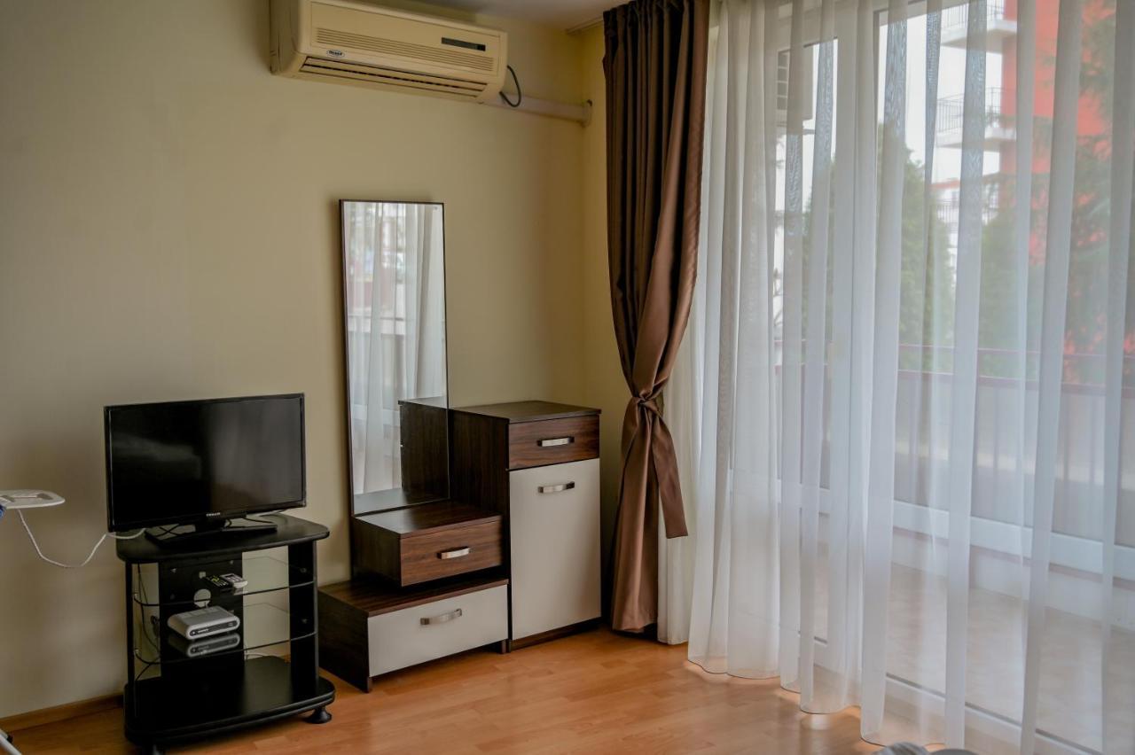 Panorama Fort Beach, Фамилно студио Deluxe Свети-Влас Экстерьер фото