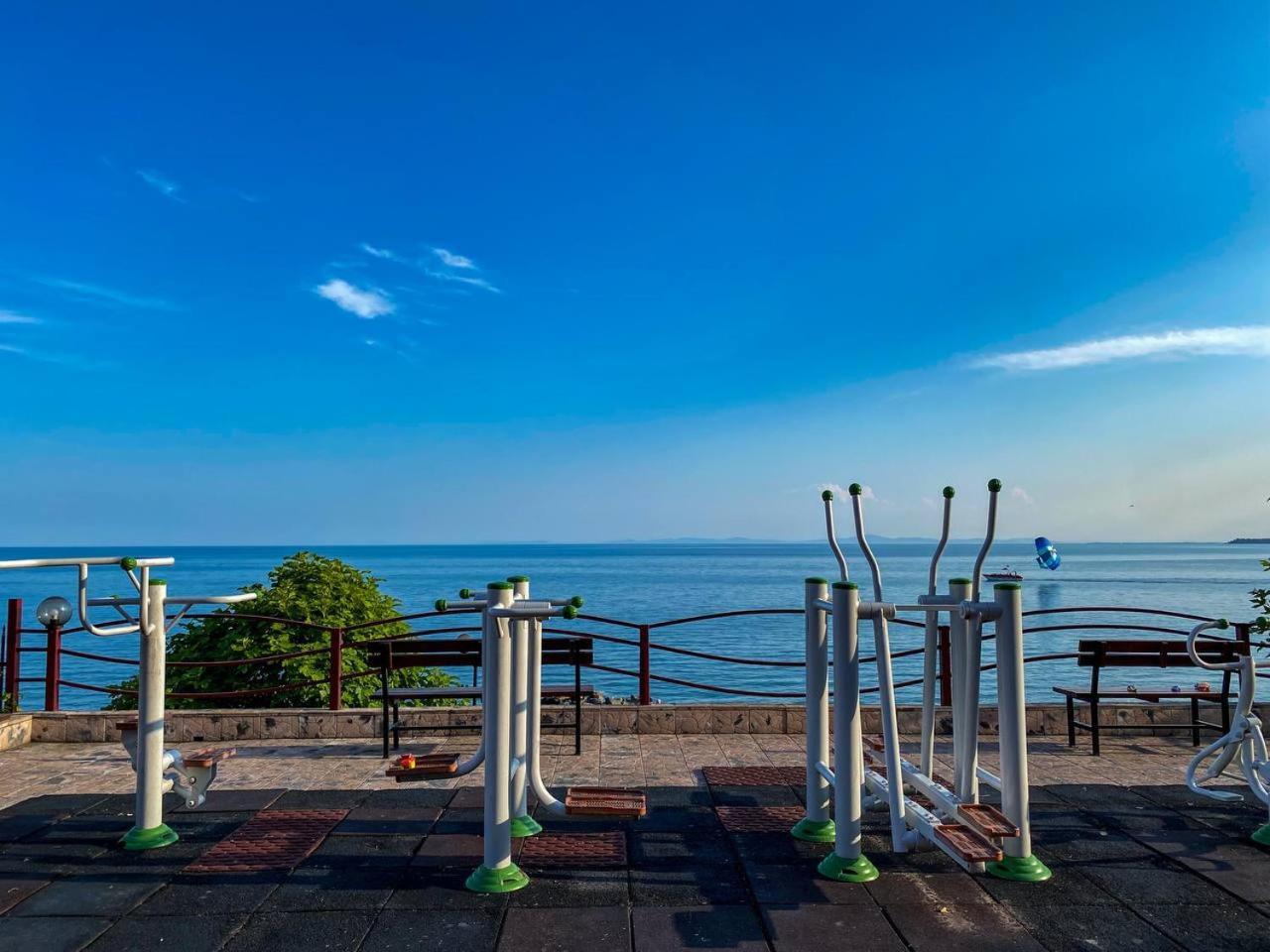Panorama Fort Beach, Фамилно студио Deluxe Свети-Влас Экстерьер фото